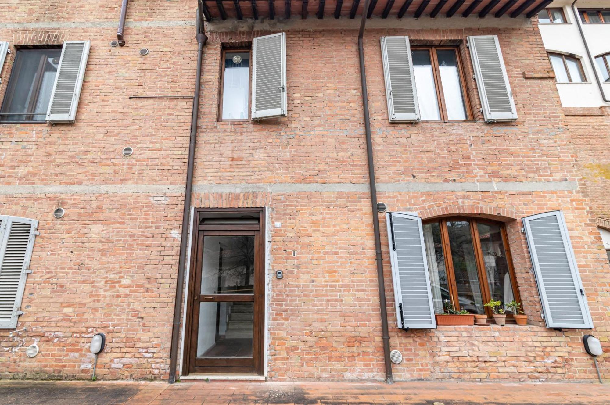 Into The Blu Apartment With Private Parking! Siena Exterior foto